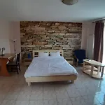 Old Town New Spacious Apartment
